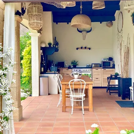 Le Patio, D Hotes Pour Adultes En Camargue, Possibilite De Naturisme A La Piscine, לינה וארוחת בוקר אימארגואס